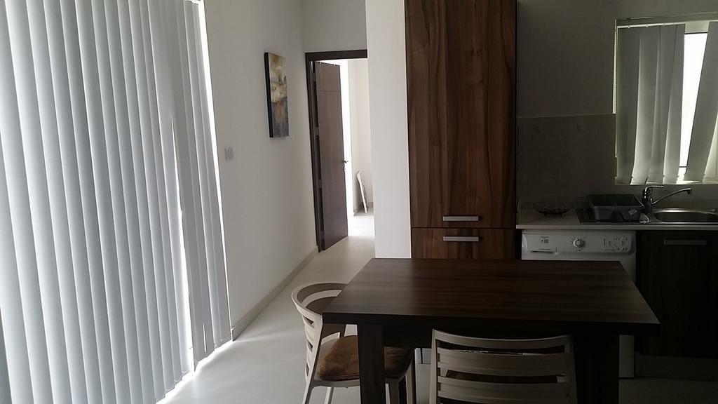 Paceville Montecarlo Apartments San Ġiljan Chambre photo