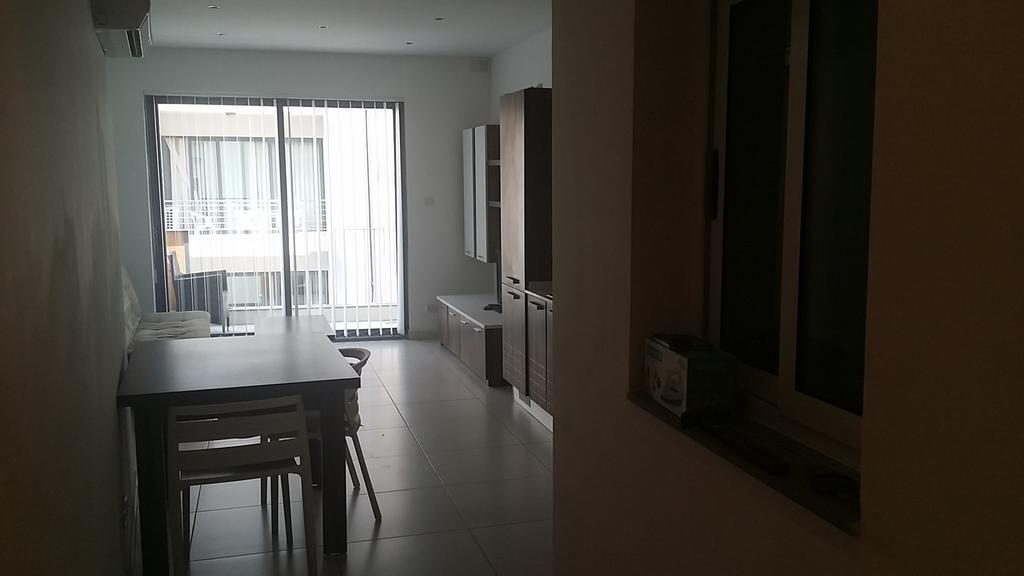 Paceville Montecarlo Apartments San Ġiljan Chambre photo